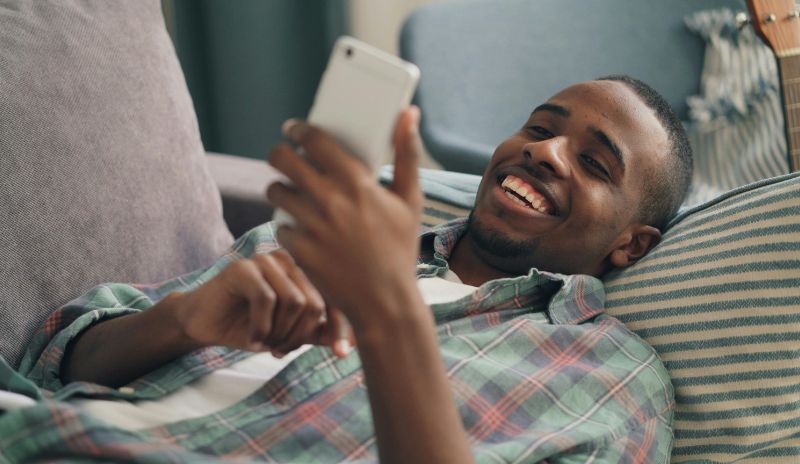 Breaking Free from Phone Addiction: A 3-Step to Emotional Intelligence Guide to Stop Scrolling and Start Connecting